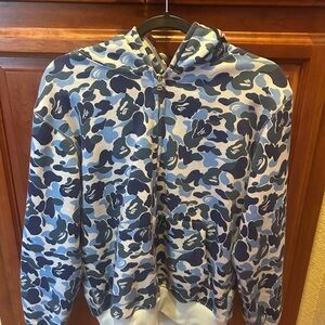 Bape hoodie Medium
